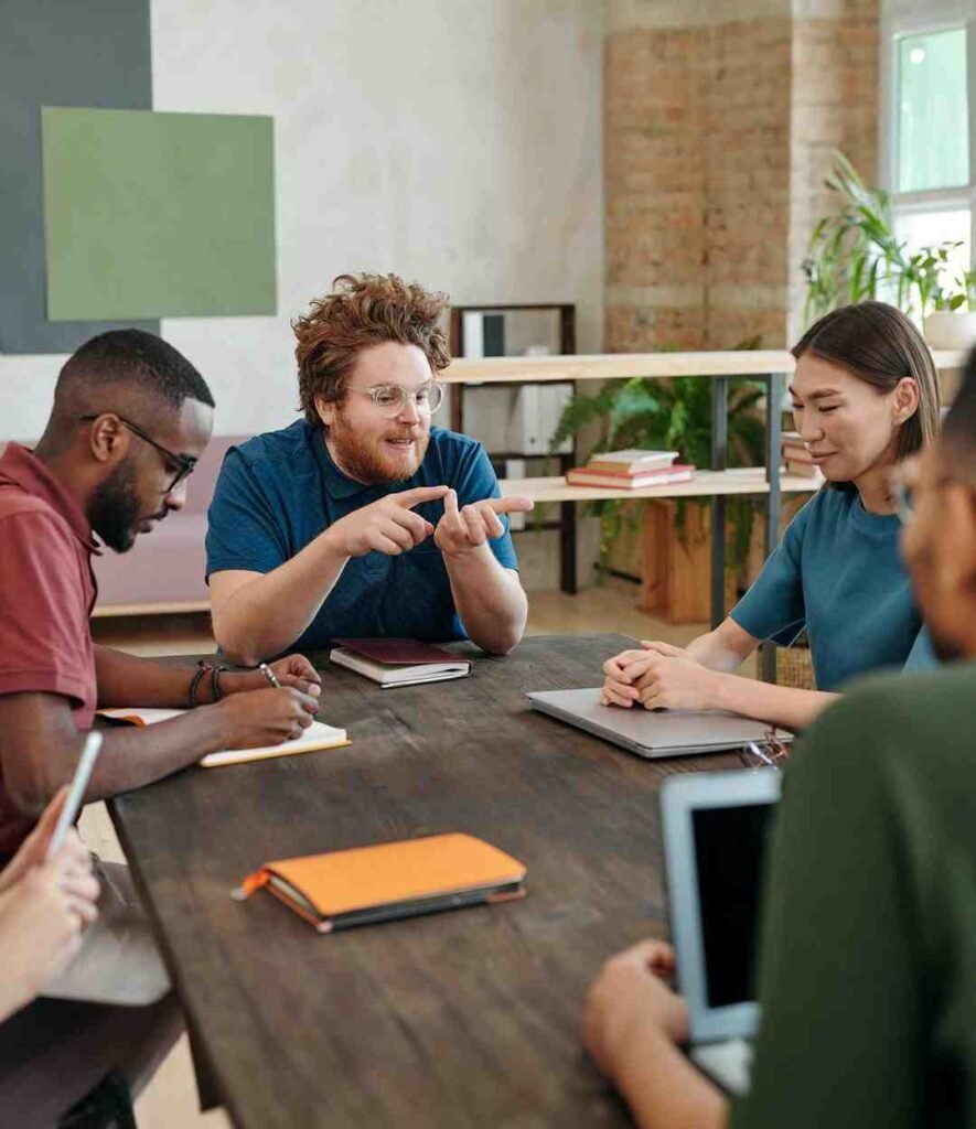 قوة المنصات الإعلامية والإعلانية في بناء العلامات التجارية الحديثة